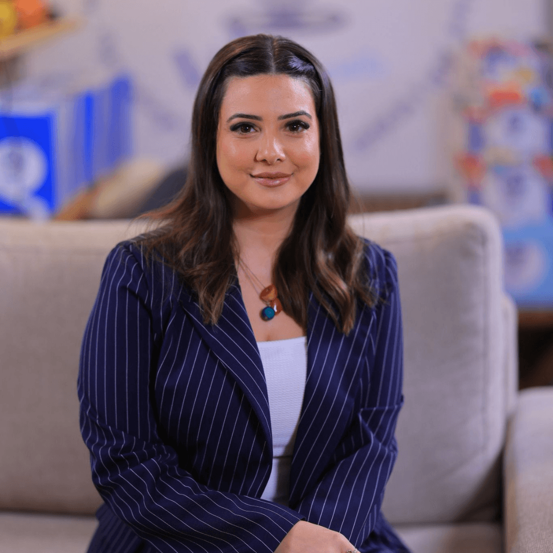 صورة نورا (قريبًا)